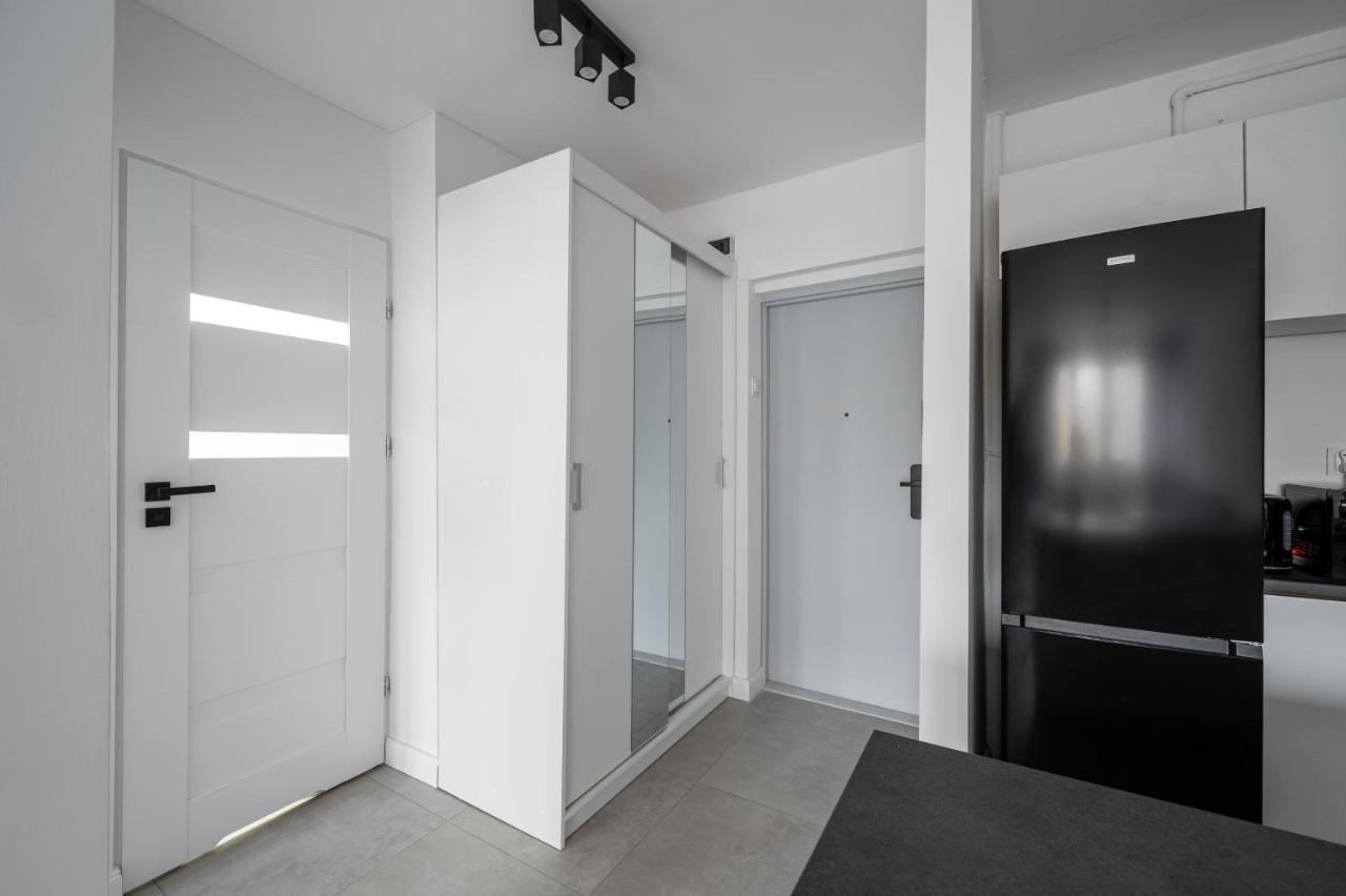 Wierzbno Modern Apartment وارسو المظهر الخارجي الصورة
