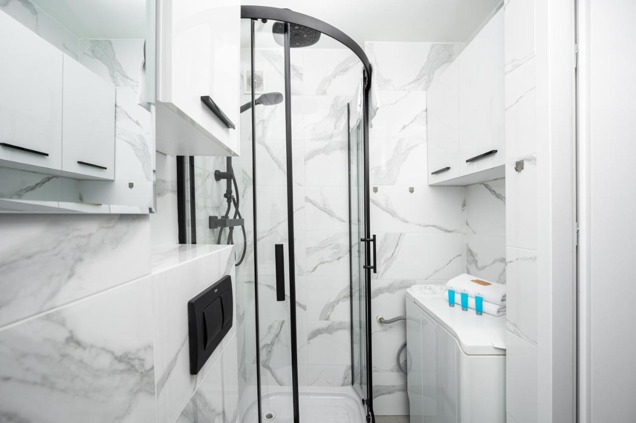 Wierzbno Modern Apartment وارسو المظهر الخارجي الصورة