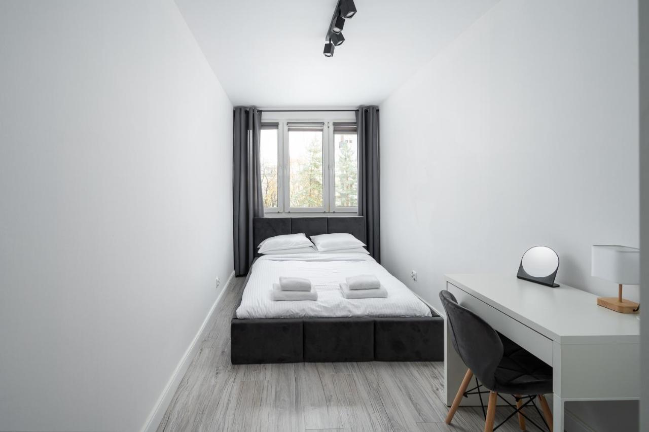 Wierzbno Modern Apartment وارسو المظهر الخارجي الصورة