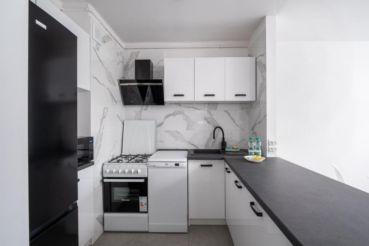 Wierzbno Modern Apartment وارسو المظهر الخارجي الصورة